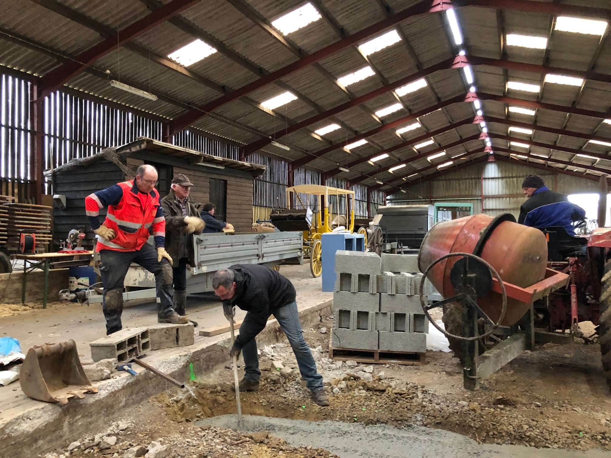 travaux dans les hangars